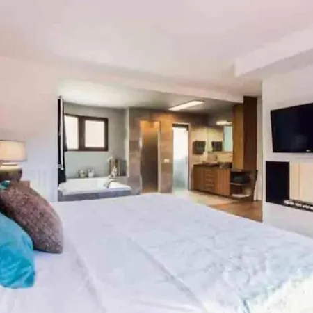 Villa Amazing Luxury Bbq Jacuzzi Y Pool Cabrils